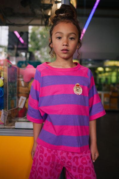 striped t-shirt lady arabella van Daily Brat | Meisjes t-shirt met ronde hals en vrolijke opdruk | Verkrijgbaar bij Little Fashion Addict