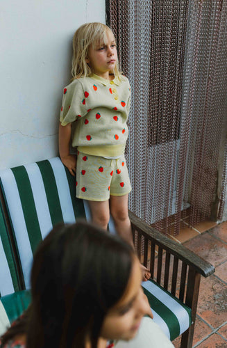 Andie Shorts met Aardbeienprint voor Meisjes - A Monday in Copenhagen | Verkrijgbaar bij Little Fashion Addict
