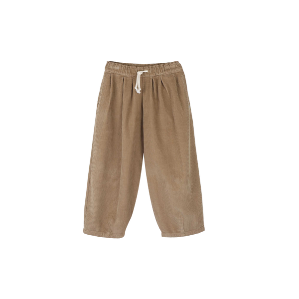 Jenest Maggy Pants Caramel Brown – bruine ribfluwelen ballonbroek voor meisjes met elastische tailleband | Verkrijgbaar bij Little Fashion Addict