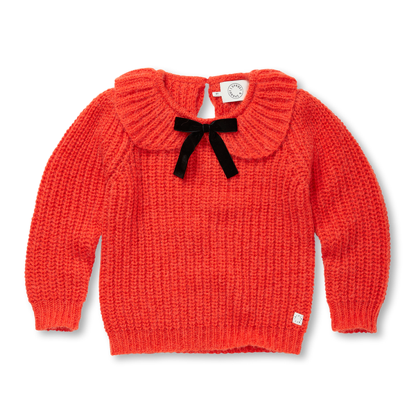 Sweater met Peter Pan-kraag in tomaatrode kleur voor meisjes van Sproet & Sprout | Verkrijgbaar bij Little Fashion Addict