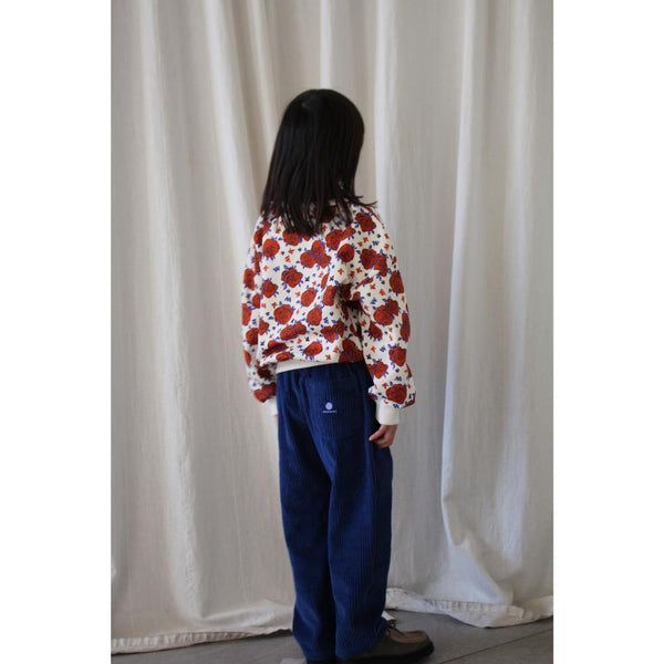 We Are Kids donkderblauwe corduroy broek voor jongens en meisjes | Verkrijgbaar bij Little Fashion Addict