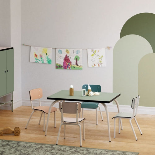 Les Gambettes Gaby speeltafel in kaki met witte poten | Ontdek Les Gambettes bij Little Fashion Addict
