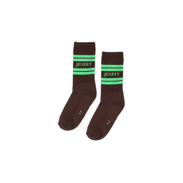 Jenest Sport Socks Fondant Brown – bruine kindersokken met groene retrostrepen | Little Fashion Addict
