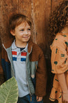Littlefashionaddict - A Monday in Copenhagen - AW23 - The Food School - Teddy Jacket Blue Coral - Voor jongens - Vanaf 4 tot 12 jaar in stock en verkrijgbaar bij Little Fashion Addict