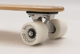 Banwood Skateboard - Natuurkleurig skateboard met donkerblauwe strepen voor kinderen vanaf 3 jaar - Verkrijgbaar bij Littlefashionaddict.com