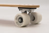 Banwood Skateboard - Lichtroze skateboard voor kinderen vanaf 3 jaar - Verkrijgbaar bij Littlefashionaddict.com