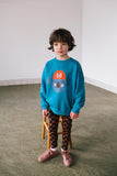 Sweater voor jongens met koalaprint en geribbelde boorden, gemaakt van biologisch katoen van het merk Daily Brat | Verkrijgbaar bij Little Fashion Addict