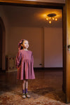 Schattig geruit jurkje met pofmouwen van Daily Brat | Verkrijgbaar bij Little Fashion Addict