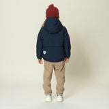 Gosoaky – Smooth Lion - Winterse jas voor jongens en meisjes - Kleur: True Blue – Girls & Boys Fashion – Beschikbaar vanaf maat 86 tot en met 164 - Verkrijgbaar bij Little Fashion Addict