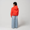 Gosoaky Blue Bird jas in opvallend rood met reflecterende details - Waterdichte meisjesjas Poppin Red van Gosoaky - Verkrijgbaar bij Little Fashion Addict