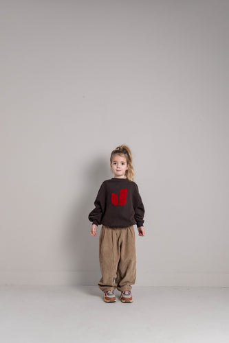 Jenest Maggy Pants Caramel Brown – bruine ribfluwelen ballonbroek voor meisjes met elastische tailleband | Verkrijgbaar bij Little Fashion Addict