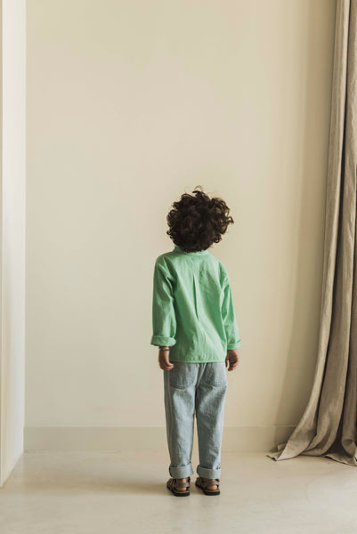 Denim broek voor zowel jongens als meisjes van Jenest | Verkrijgbaar vanaf 3/4 tot 9/10 jaar bij Little Fashion Addict