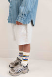 Sport Socks Off White van Jenest – zachte sportkousen met blauwe en goudkleurige strepen en JENEST logo | Little Fashion Addict