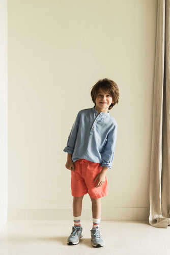 Blauw jongenshemd met opstaande kraag uit de zomercollectie van Jenest | Tuff Grandad Shirt Grape Blue | Verkrijgbaar bij Little Fashion Addict