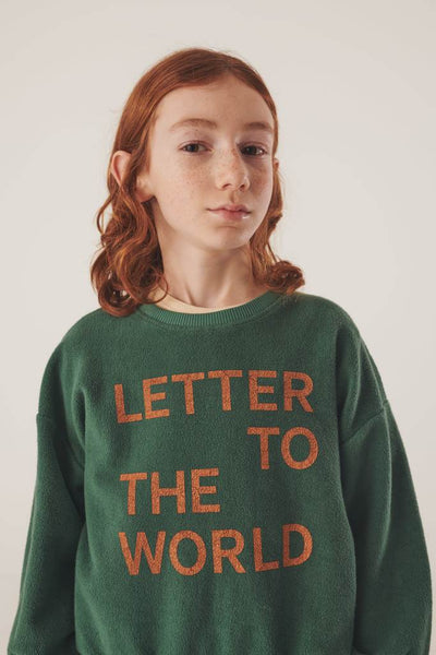 Littlefashionaddict - Letter To The World - Fur Therapy - AW23 - LLTW Sweatshirt in het donkergroen - Sweater voor jongens en meisjes - Beschikbaar vanaf 4 tot 11 jaar bij Littlefashionaddict.com
