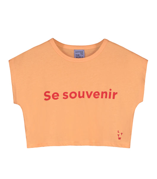 Trendy crop top voor meisjes - sorbetkleur - met speciale 'Se souvenir' print van Letter To The World | Verkrijgbaar bij Little Fashion Addict