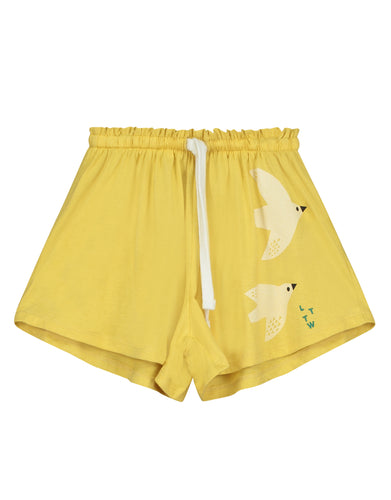 Gele Quebec shorts voor jongens en meisjes van Letter To The World | Quebec Shorts Banana Letter To The World | Verkrijgbaar bij Little Fashion Addict