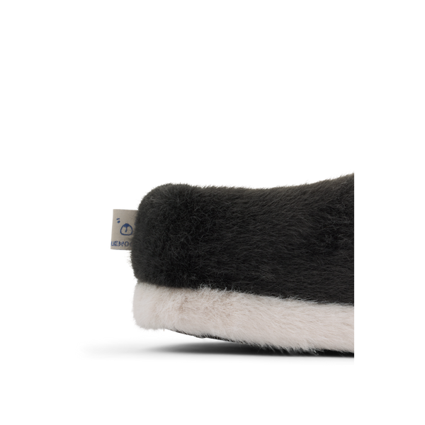 Pinguïnpantoffels van Liewood voor jongens en meisjes | Aviaja Penguin Slippers | Ontdek Liewood bij Little Fashion Addict