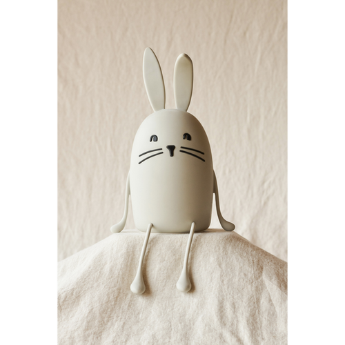 Evex nachtlampje konijn van Liewood in sand voor de kinderkamer | Evex Rabbit Night Light | Ontdek Liewood bij Little Fashion Addict