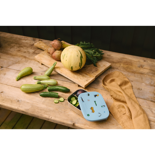 Lunchbox van Liewood in Beach Blue | Arthur Printed Lunchbox Beach Blue | Ontdek Liewood bij Little Fashion Addict