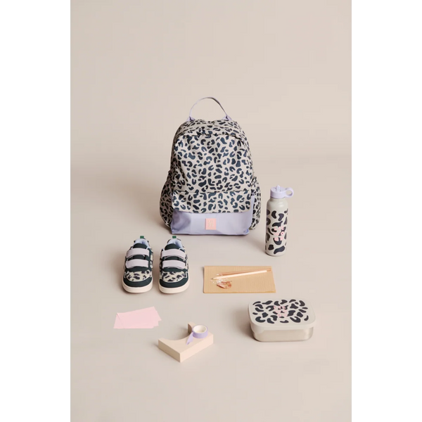 Liewood Arthur brooddoos Mega Leo Mist met bijpassende rugzak en drinkfles – Little Fashion Addict