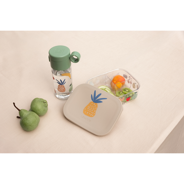 Liewood Arthur brooddoos Sandy met fruitprint en bijpassende drinkfles – Little Fashion Addict