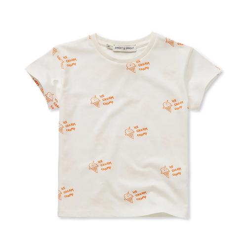 Off-white unisex t-shirt met all-over ijsjesprint van Sproet & Sprout | Ontdek A Champions League of Fun bij Little Fashion Addict