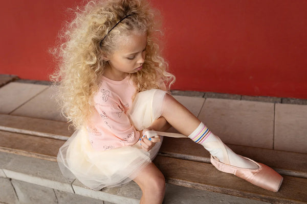 sportsokken met roze strepen voor meisjes van Sproet & Sprout | Uit de Champions League of Fun - Verkrijgbaar bij Little Fashion Addict