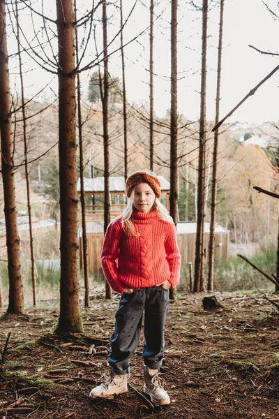 Littlefashionaddict - Sproet & Sprout - AW23 - The Alpine Hut - Teddy Haarband voor meisjes - kleur: Chestnut - Vanaf 4 tot 10 jaar in stock en verkrijgbaar bij Little Fashion Addict