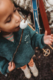 Littlefashionaddict - Sproet & Sprout - AW23 - The Alpine Hut - Sweatshirt Turtle neck Teddy - Mood Indigo  - Meisjessweater - Vanaf 4 tot 10 jaar in stock en verkrijgbaar bij Little Fashion Addict