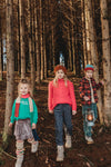 Littlefashionaddict - Sproet & Sprout - AW23 - The Alpine Hut - Meisjesbroek - Denim Pants Snowball Print - Voor meisjes - Vanaf 4 tot 10 jaar in stock en verkrijgbaar bij Little Fashion Addict