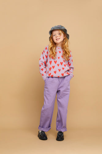 Lichtpaarse gebreide sweater met rode hartjes voor meisjes van Sprout & Sprout | Sweater Intarsia Hearts Lavender| A Cosmic Romance