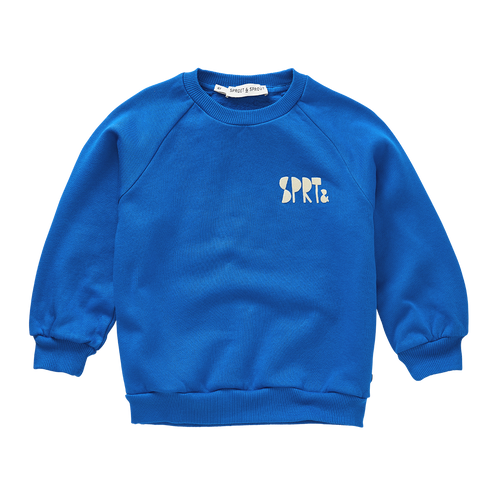 Sportieve sweater in helder kobaltblauw met SPRT&-logo uit de Club Chaos collectie van Sproet & Sprout.