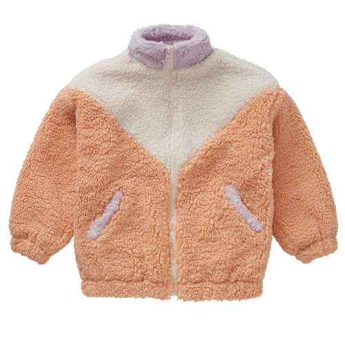 Teddy meisjesjas met colourblock in zand, perzik en zacht lila uit de Club Chaos collectie van Sproet & Sprout.