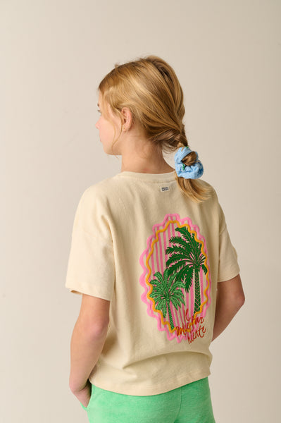 Ivoorkleurig meisjes T-shirt met palmprint van Tumble ’n Dry | Maringa T-shirt Tumble 'n Dry - verkrijgbaar bij Little Fashion Addict