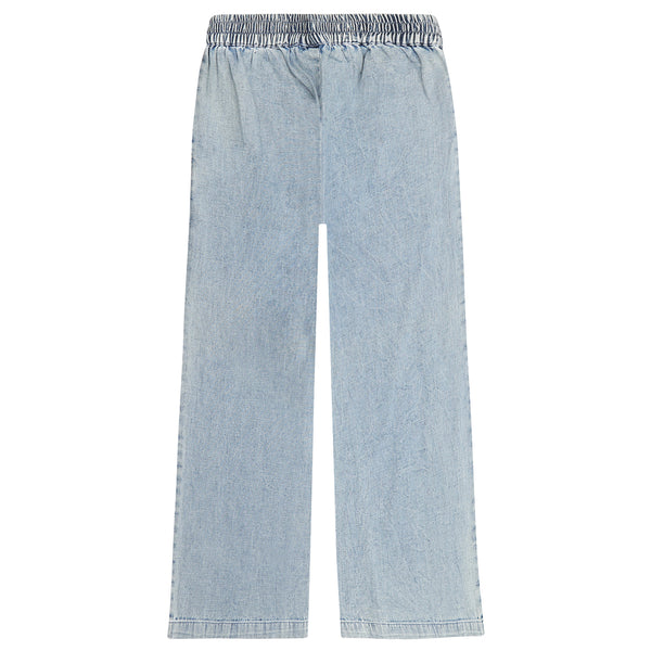 Lichtblauwe wide leg broek in denimlook van Tumble ’n Dry | Mora Broek Denim Light Stonewash van Tumble & Dry - Verkrijgbaar bij Little Fashion Addict