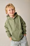 Kakigroene hoodie met kap voor jongens van Tumble ’n Dry | Salty Hoodie Sweater Green van Tumble 'n Dry - verkrijgbaar bij Little Fashion Addict