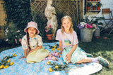 Meisjesrok van Wander & Wonder met jadegroene ruitjesprint en elastische taille. | Sun Skirt Gingham | Verkrijgbaar bij Little Fashion Addict