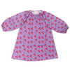 Chelsea Dress Mauve Apple van Wander & Wonder – mauve kleedje met kleine rode appeltjes en ballonmouwen. | Ontdek Wander & Wonder bij Little Fashion Addict