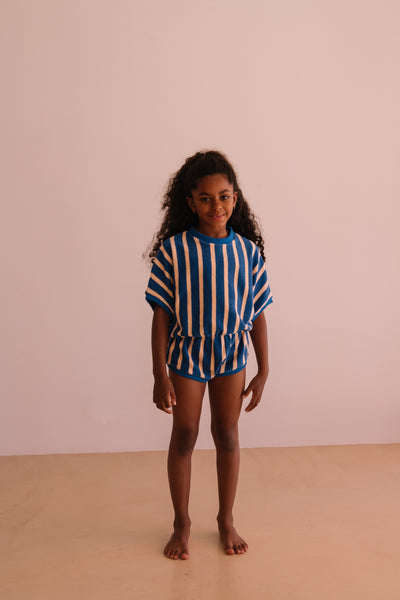 Combi Romy Dolce Vita Stripes | Playsuit met blauwe en roze strepen en elastische taille | Little Fashion Addict