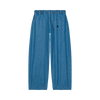 We Are Kids Elia denim broek blauw – wijde kinderbroek in denim met elastische tailleband, zijzakken en geborduurd logo op de achterzak | Ontdek We Are Kids bij Little Fashion Addict
