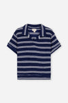 Polo Leonard Navy Stripes | Gestreepte donkerblauwe polo voor jongens met losse fit van We Are Kids | Verkrijgbaar bij Little Fashion Addict
