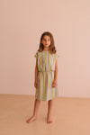 Luchtige zomerjurk van We Are Kids met pastel strepen en comfortabele pasvorm. | Verkrijgbaar bij Little Fashion Addict