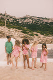 we are kids short juju real green – Unisex short in real green, gemaakt van biologisch katoen voor jongens en meisjes | Verkrijgbaar bij Little Fashion Addict
