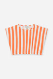 We Are Kids Top Jodie Oranje Strepen – Vrolijk topje voor meisjes in oranje en witte strepen, gemaakt van biologisch katoen | Verkrijgbaar bij Little Fashion Addict

