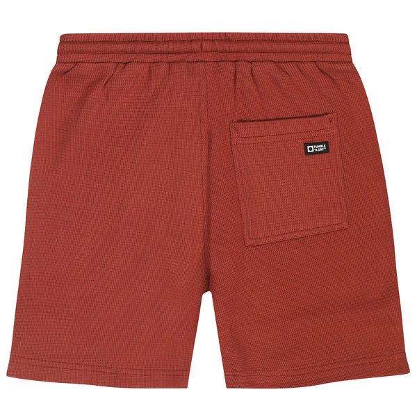 Roestkleurige jongensshort in wafelstof van Tumble ’n Dry | Southport Shorts Brown van Tumble 'n Dry - verkrijgbaar bij Little Fashion Addict