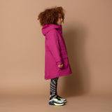 Gosoaky – Winterjas Black Camel in kleur: Festival Fuchsia - Girlsfashion - Ideale jas voor meisjes - Beschikbaar vanaf maat 86 tot en met 164 - Verkrijgbaar bij Little Fashion Addict