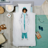 Snurk Beddengoed - Dekbedset Dokter - Voor éénpersoonsbed - Verkrijgbaar bij Little Fashion Addict