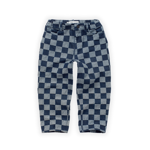 Littlefashionaddict - Sproet & Sprout - AW22 - Denim Block Pants - Broek met donkerblauwe en lichtblauwe vierkantjes - Voor jongens - Vanaf 4 tot 10 jaar in stock en verkrijgbaar bij Little Fashion Addict