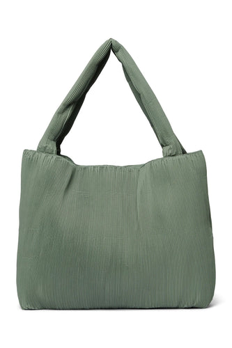 Little Fashion Addict - Studio Noos - Green Wrinkle Mom Bag - Verkrijgbaar bij Littlefashionaddict.com